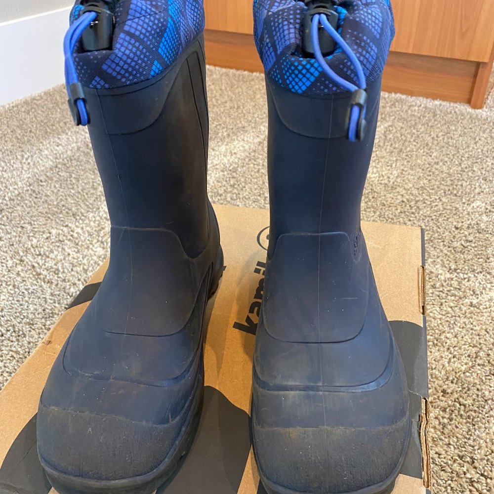 Kamik Snowbuster2 boots size 5 blue